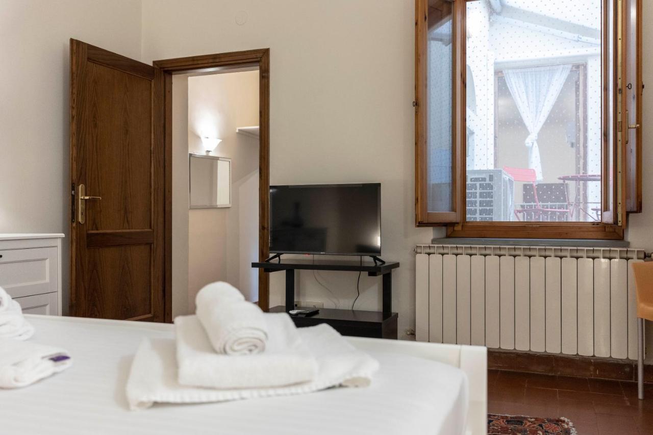 Casa Florentia Firenze Esterno foto